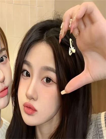 从文化视角看超级英雄结婚对象靠抽选：文化身份与自我认同的探索 认识艺术的文化教育功能